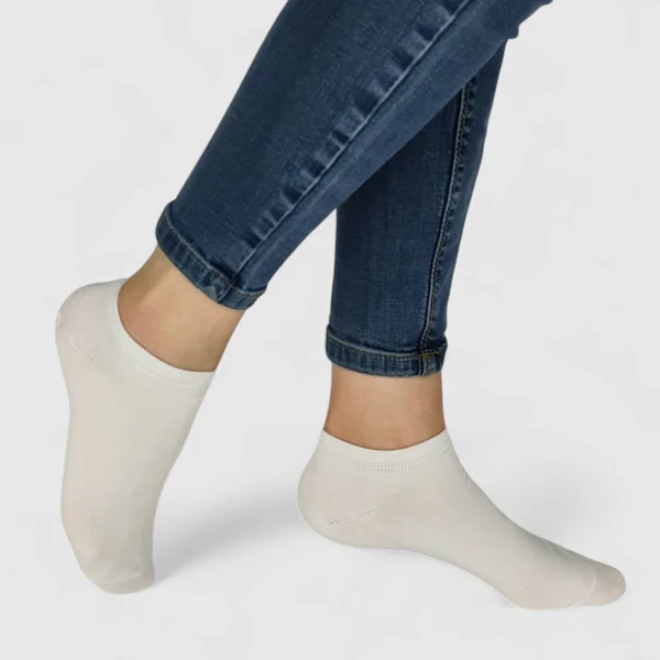 Skarpetki stopki damskie białe