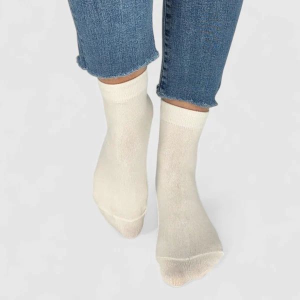 Skarpety bambusowe damskie ecru MSAY Skarpety bambusowe damskie ecru