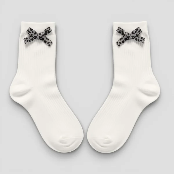 Skarpety damskie z kokardą ecru MSAY Skarpety damskie z kokardą ecru